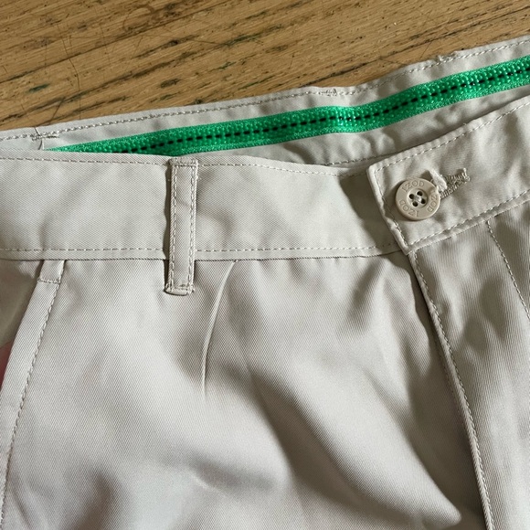 IZOD golf shorts youth size 16 - Picture 2 of 8